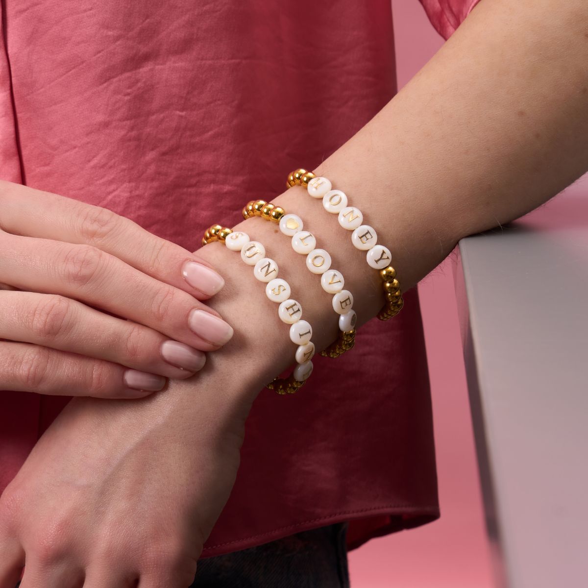 LES BRACELETS DE L'ÈRE DU CONCERT