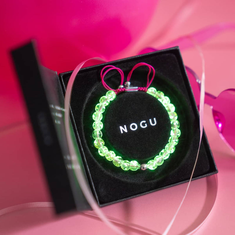 Bracelet en macramé en verre Mini Firefly | Rosewater x Magenta