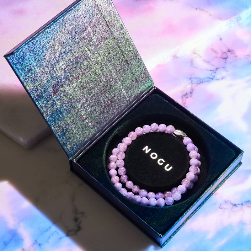 Jade violet | Argent | Enveloppement de pierres précieuses