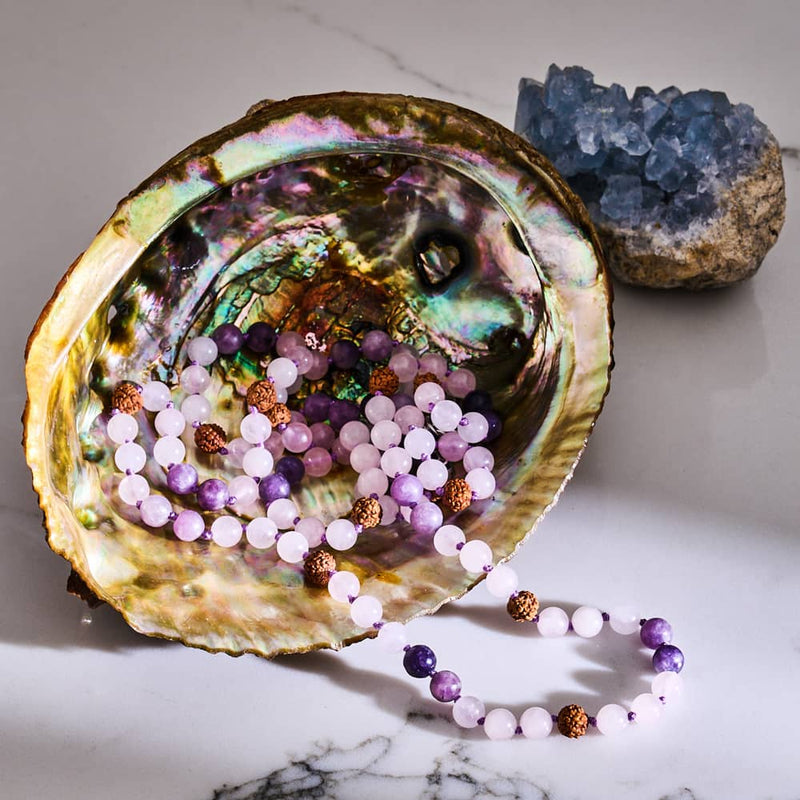 Namasté | Pierre précieuse Rudraksha | Enveloppement spirituel Mala