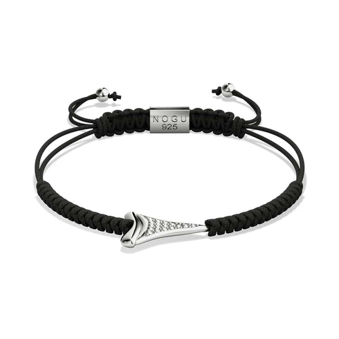 Bracelet macramé noir dent de requin par Lauren Howe | Argent sterling .925 | Cristal
