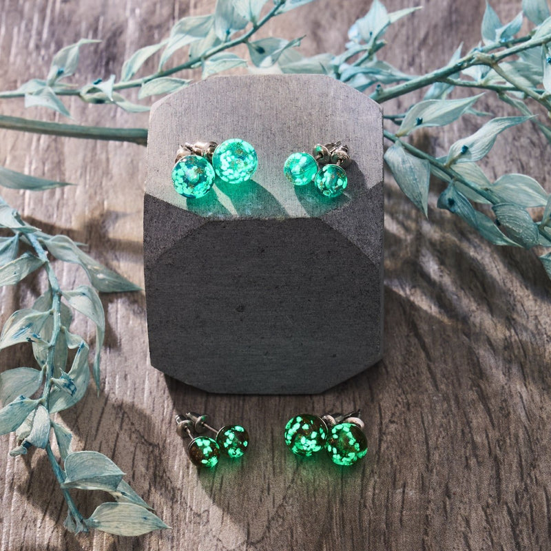 Indigo | Argent sterling .925 | Mini Boucles D'oreilles Tiges En Verre Luciole