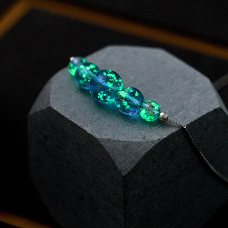 Indigo | Argent sterling .925 | Collier fermoir infini en verre luciole