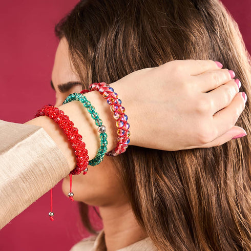 Scarlet Supernova Galaxy Glass x Bracelet vitalité à cordes rouges