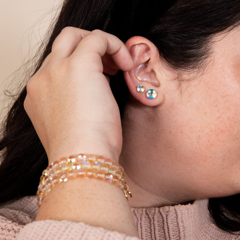 Supernova arc-en-ciel | Argent sterling .925 | Boucles d'oreilles mini clous Galaxy Glass