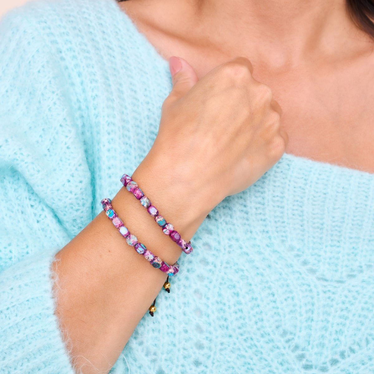 Pierre de mer violette | Or | Bracelet macramé caillou pierre gemme