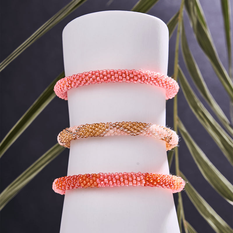 Corail pêche | Bracelet de perles de verre de l'Himalaya