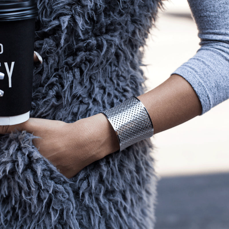 Metropolis | Argent | Manchette découpée au laser