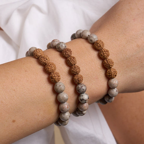 Soi supérieur | Agate brune ligne blanche x Rudraksha | Bracelet Mala