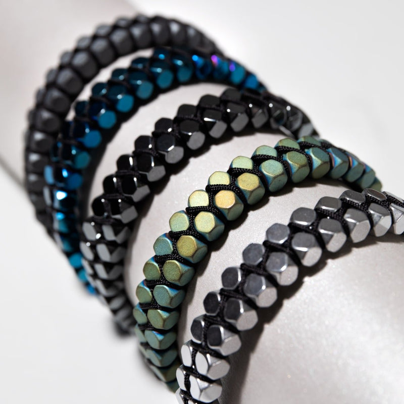 Géome sacrée | Hématite écume de mer mate | Bronze à canon | Bracelet octaèdre