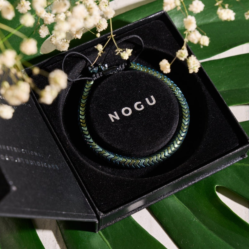 Serpentin | Émeraude Hématite x Argent | Bracelet Double Vague