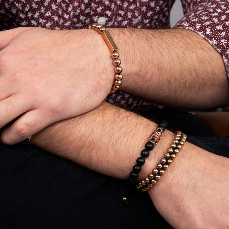 Couronne en or rose 18 carats | Agate noire mate | Bracelet de perles du royaume | Pour des hommes