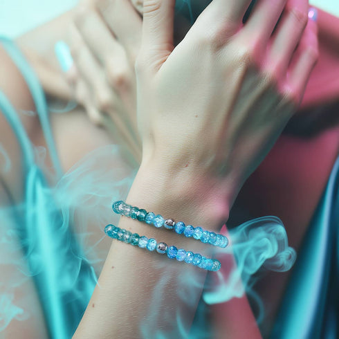 Arctic Aurora | Firefly Glass Diamonds Snow Globe Bracelet