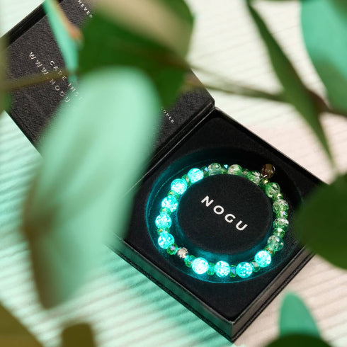 Limelight | Bracelet boule à neige en verre Firefly