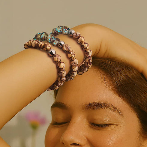 Bracelet tourbillon en verre Firefly | Prune velours | Caramel violet