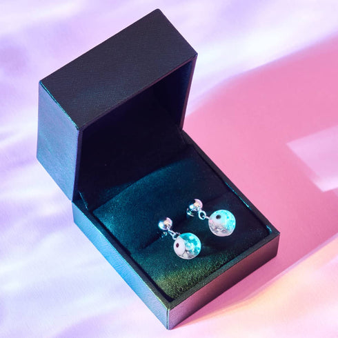 Boucles d'oreilles à tige en forme de goutte d'eau en verre Firefly Evil Eye en argent sterling 925 blanc 