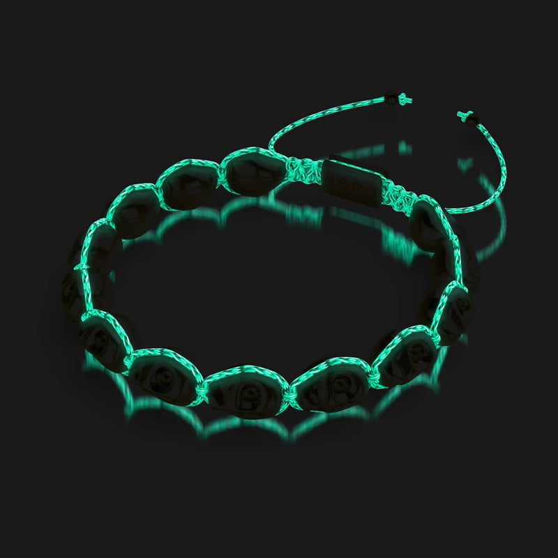 Elysian Waves | Crânes en argent glacé x Violet GloWeave | Bracelet en macramé 