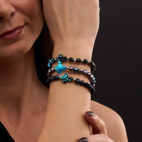 Jeanne d'Arc | Argent sterling 925 | Bracelet croix en verre luciole obsidienne et perles d'eau douce noires 
